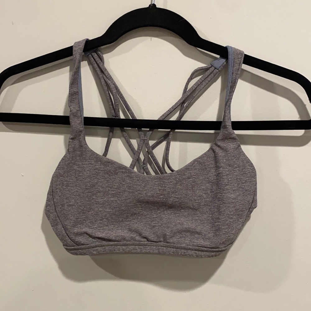 Lululemon sports bra